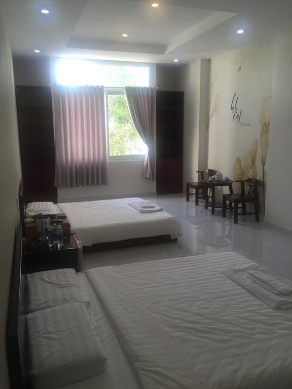 Phong Lan Guesthouse Чау Док Екстериор снимка