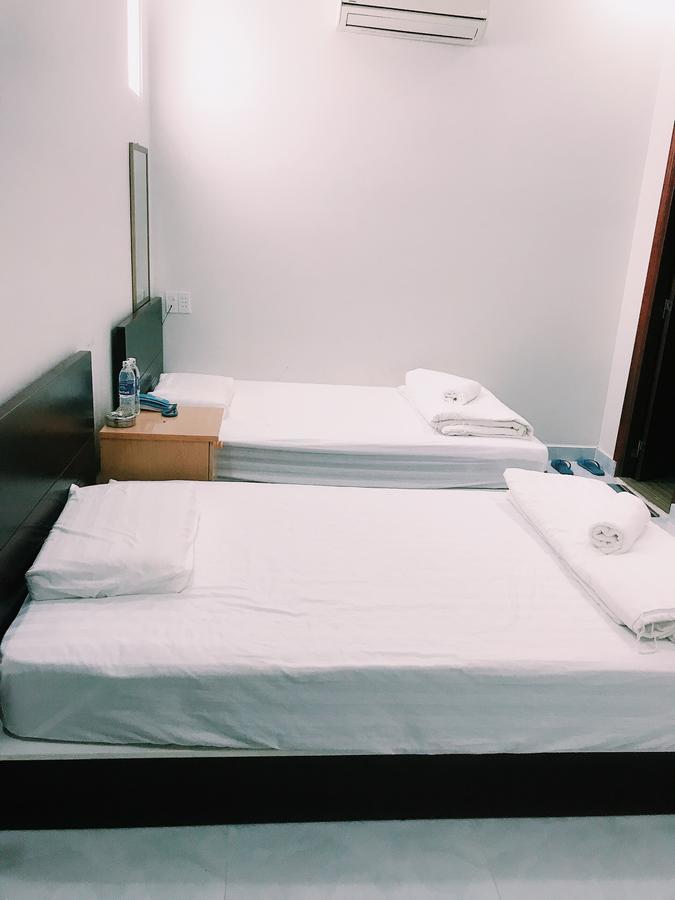 Phong Lan Guesthouse Чау Док Екстериор снимка